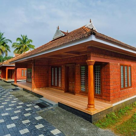 Carmel Tourism Village Kotamangalam ภายนอก รูปภาพ