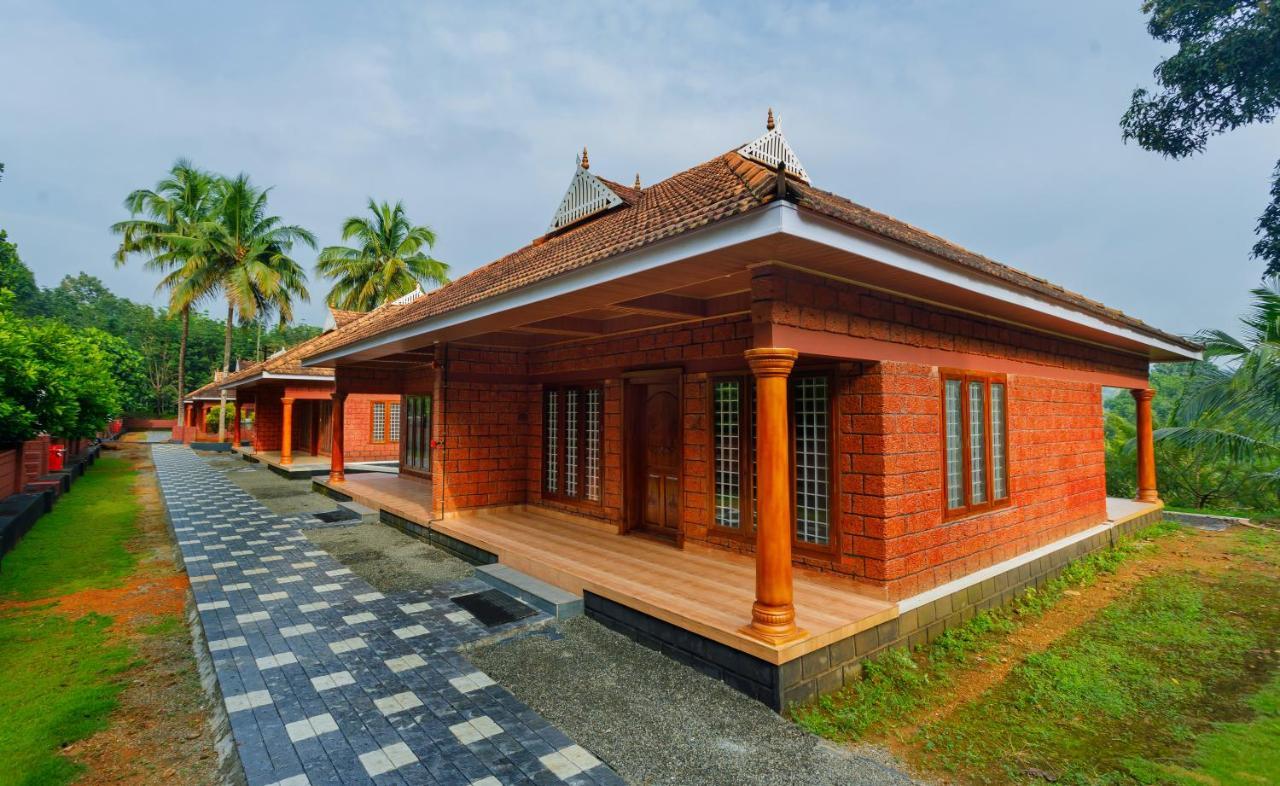 Carmel Tourism Village Kotamangalam ภายนอก รูปภาพ