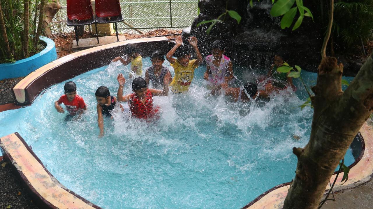 Carmel Tourism Village Kotamangalam ภายนอก รูปภาพ